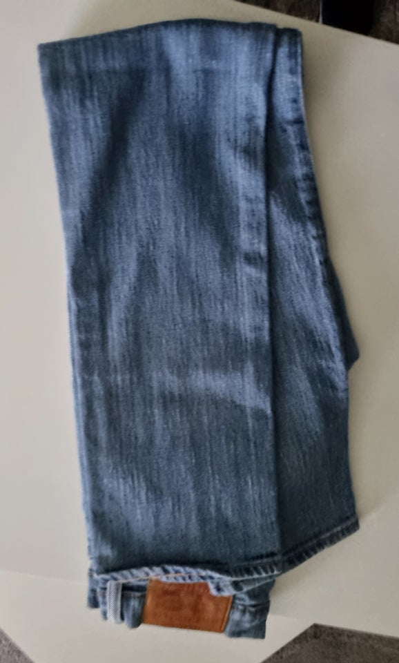 Jeans, Levis 511, str. 28