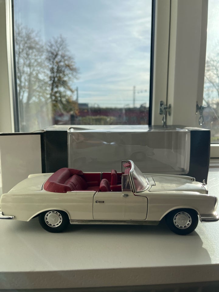 Modelbil, Mercedes Benz 220 SE