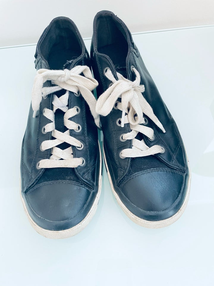 Sneakers, Diesel, str. 42