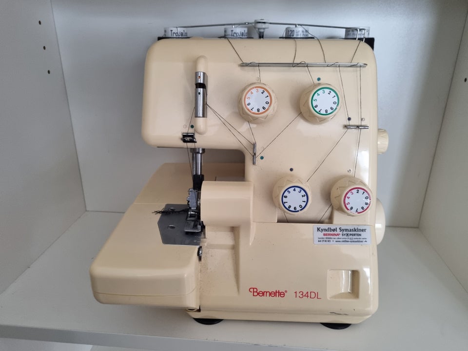 Overlocker, Bernette 134DL