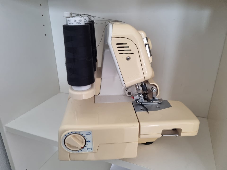 Overlocker, Bernette 134DL