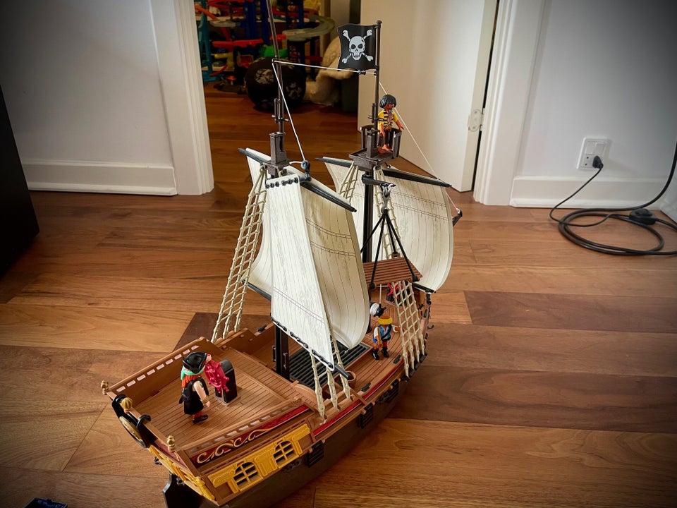 Playmobil, Sørøverskib (5135)