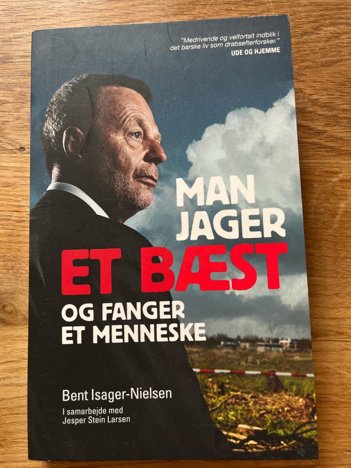 Man jager et bæst og fanger et