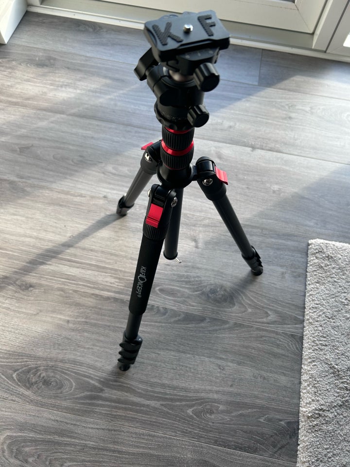 Tripod, KF, S210