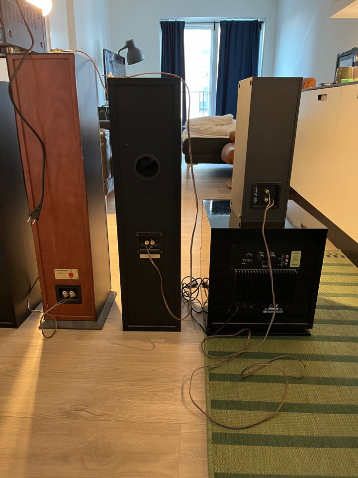 Hele hifi systemet næsten m...