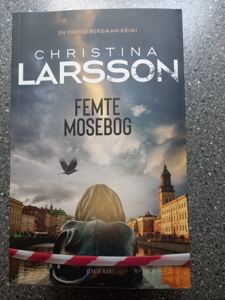 Femte mosebog Christina Larsson