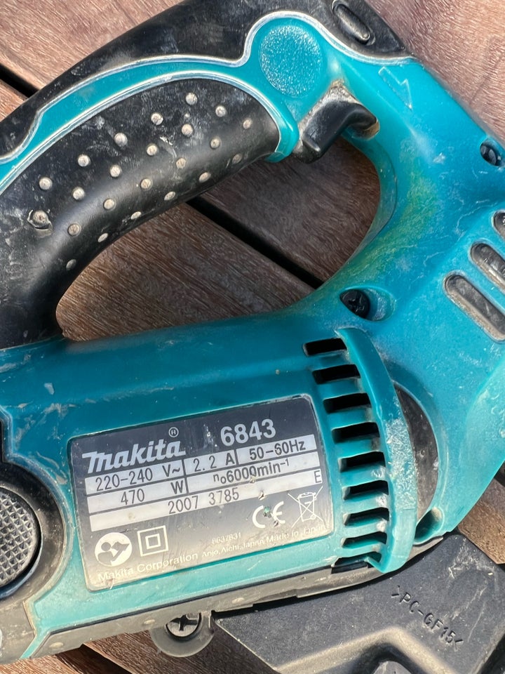 Gipsskruemaskine, Makita 6843