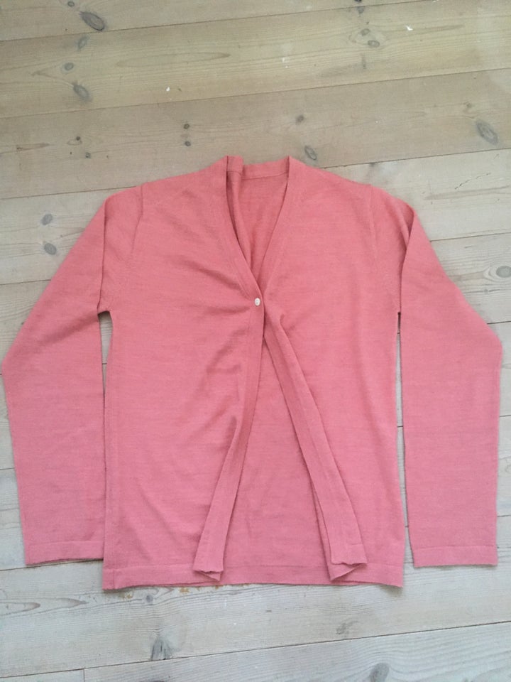 Cardigan, n/a, str. 40