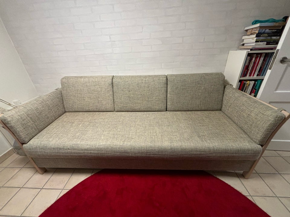 Sovesofa, b: 145 l: 200 h: 45