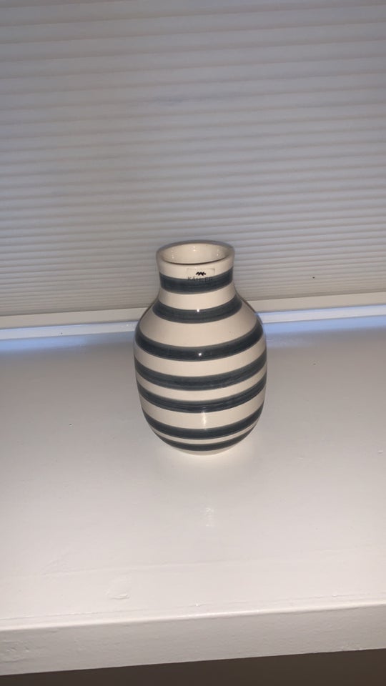 Kähler omaggio vase, Kähler