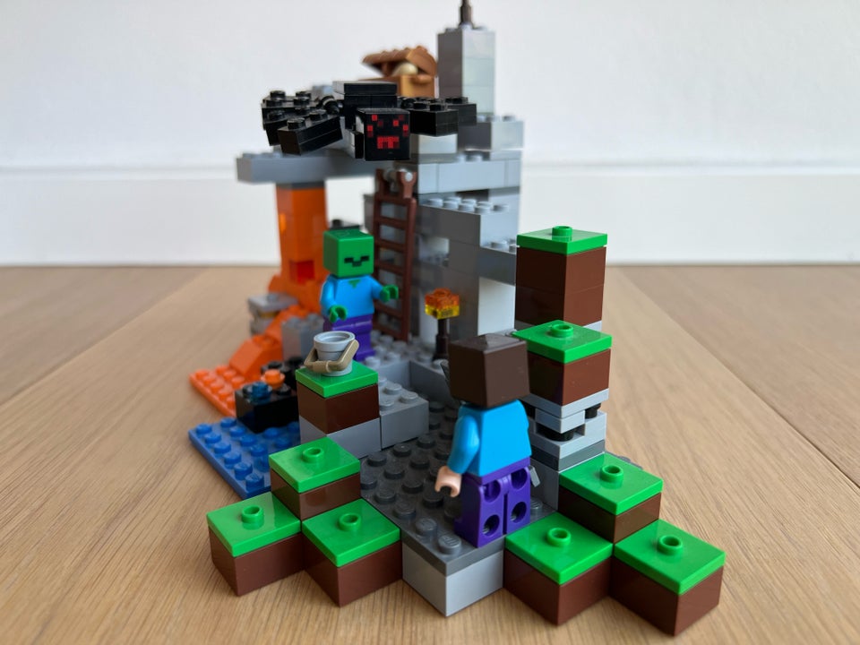 Lego Minecraft 21113 Hulen