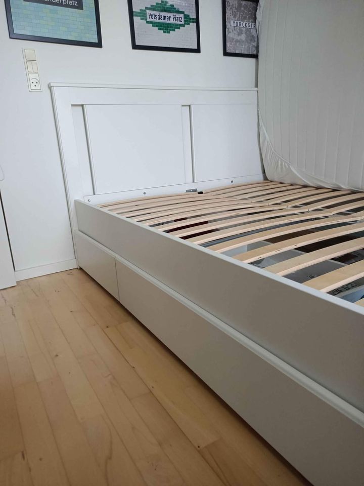 Dobbeltseng IKEA b 153 l 207 h Its koral