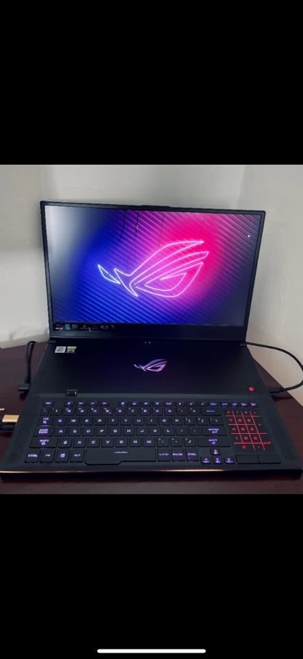 Asus ROG Zephyrus S17 GX701LMX, I7