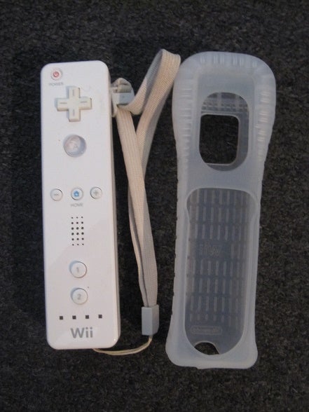 Nintendo Wii, Remote / controller