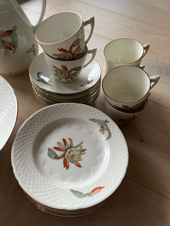 Porcelæn, Kaffestel tallerken,