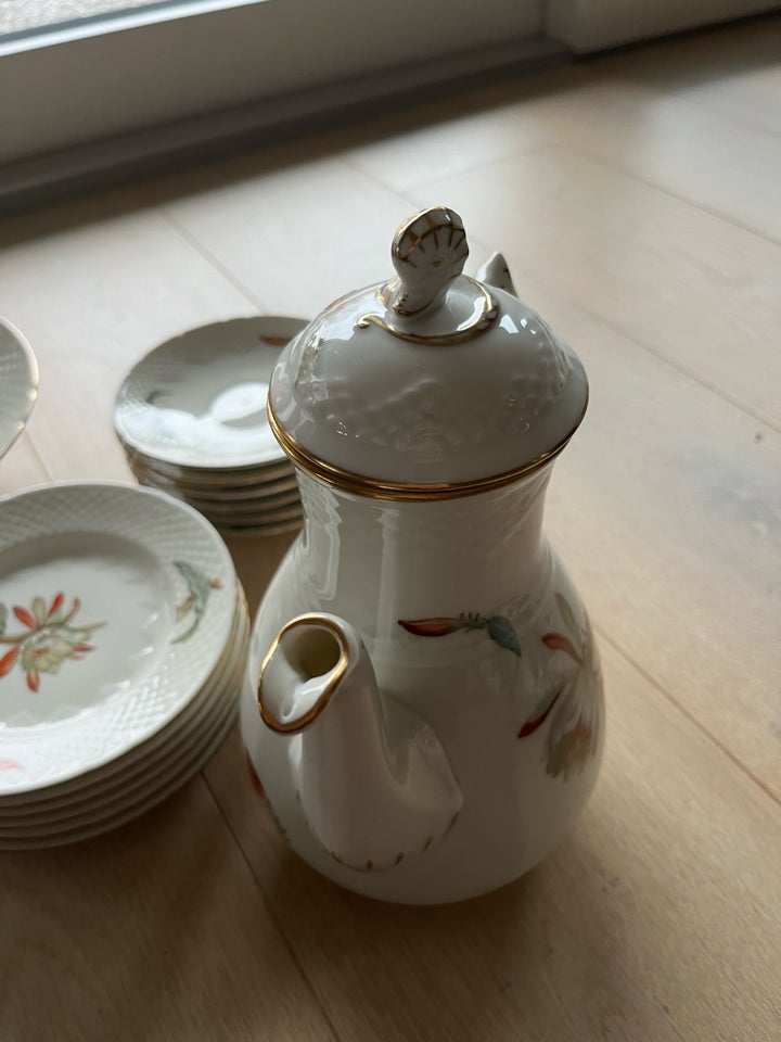 Porcelæn, Kaffestel tallerken,