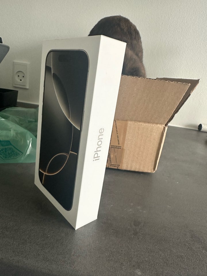 iPhone 15 Pro, 128 GB, grå