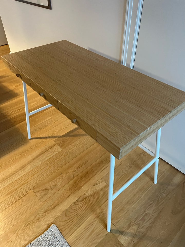 Skrivebord, Ikea, b: 102 d: 49 h: 74