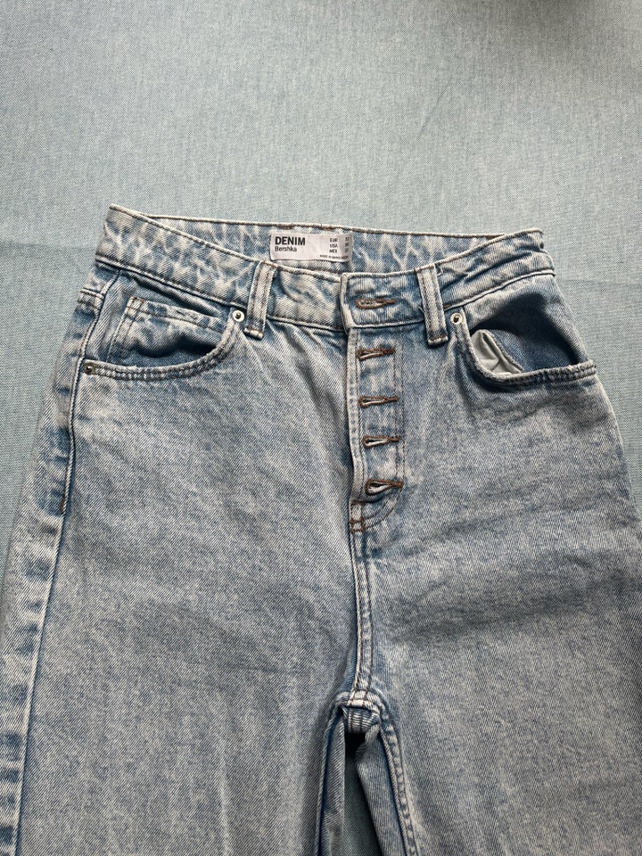 Jeans, Berska, str. 32