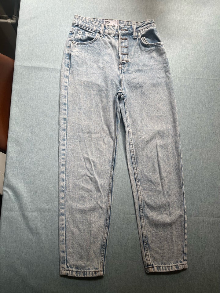 Jeans, Berska, str. 32