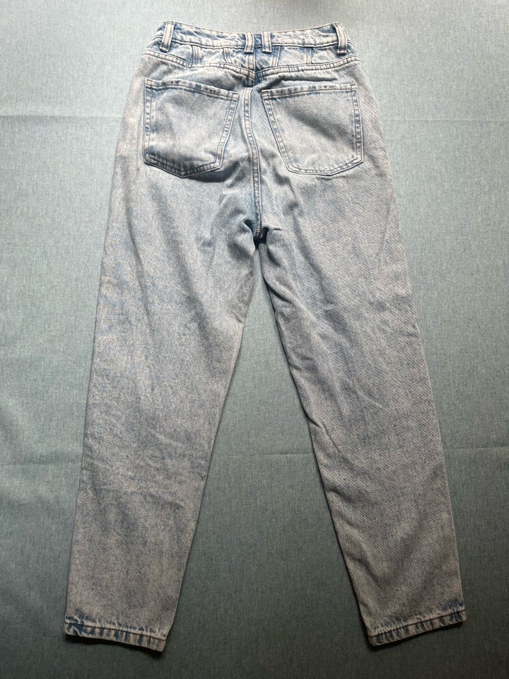 Jeans, Berska, str. 32