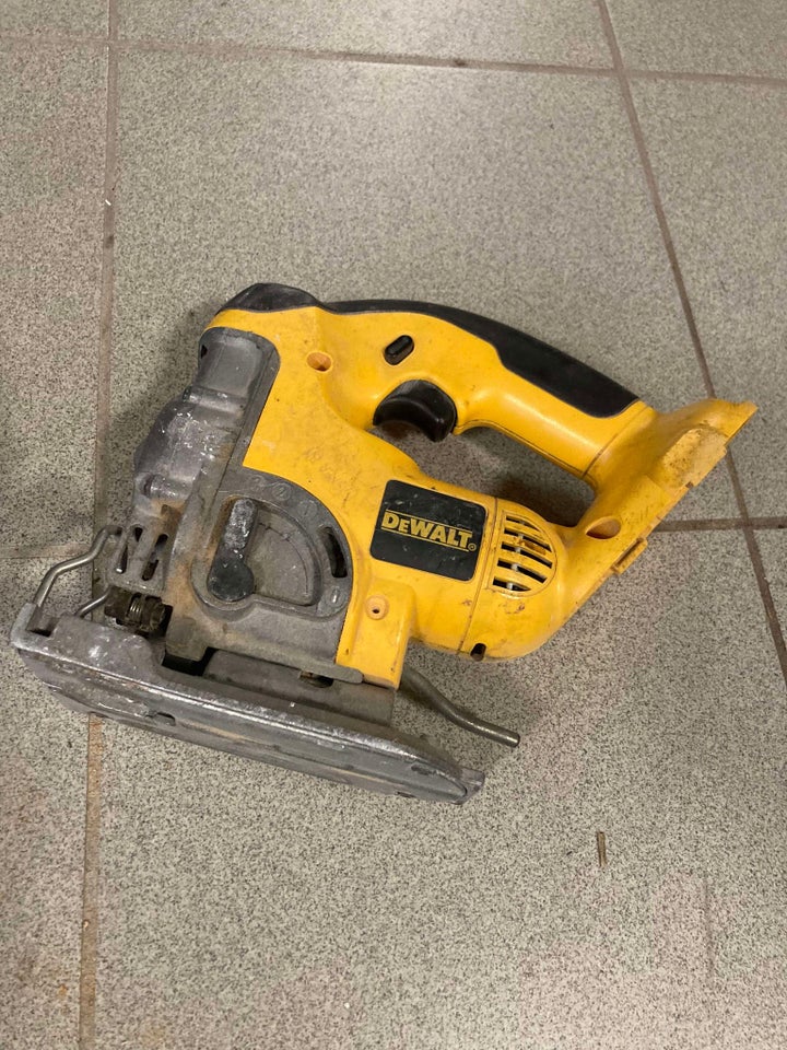 Stiksav, Dewalt