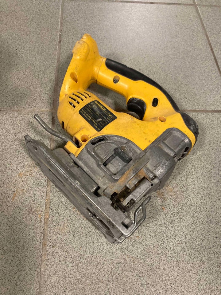 Stiksav, Dewalt