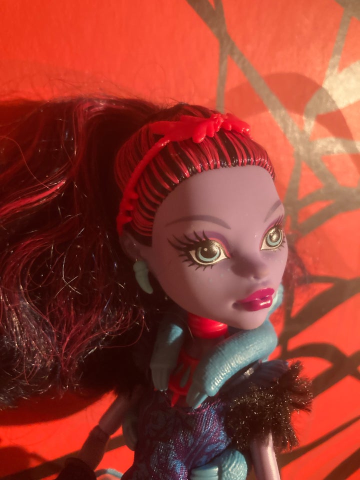 Barbie, Monster High Jane