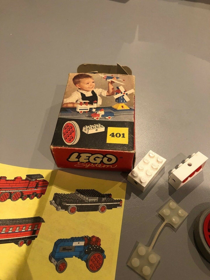 Lego System 401 MED KASSE OG