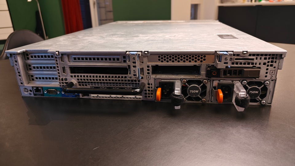 Server, Dell PowerEdge r720XD,