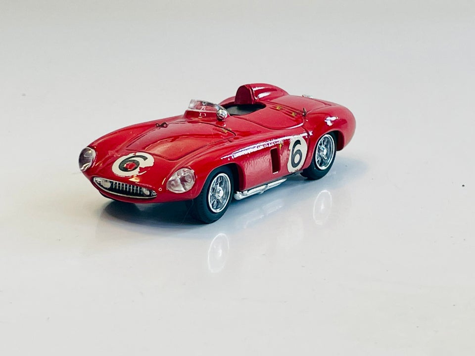 Modelbil, Best Model Ferrari 857 -