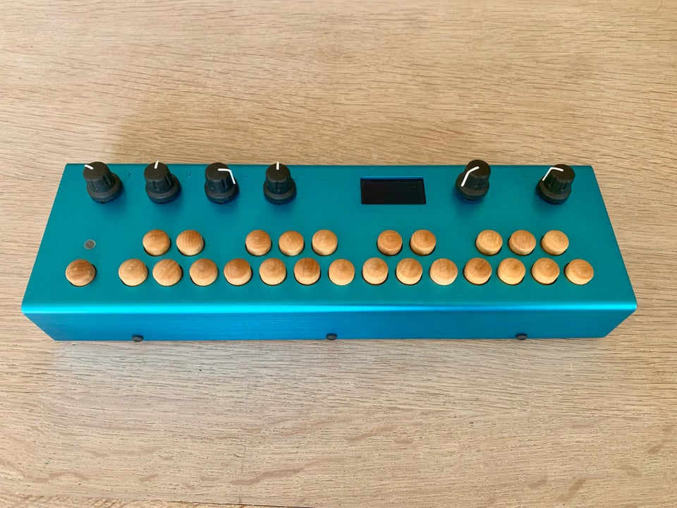 Synthesizer Critter  Guitari