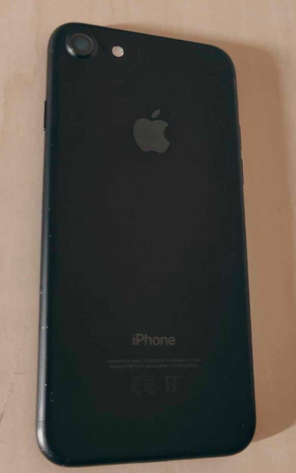 iPhone 7, 128 GB, sort