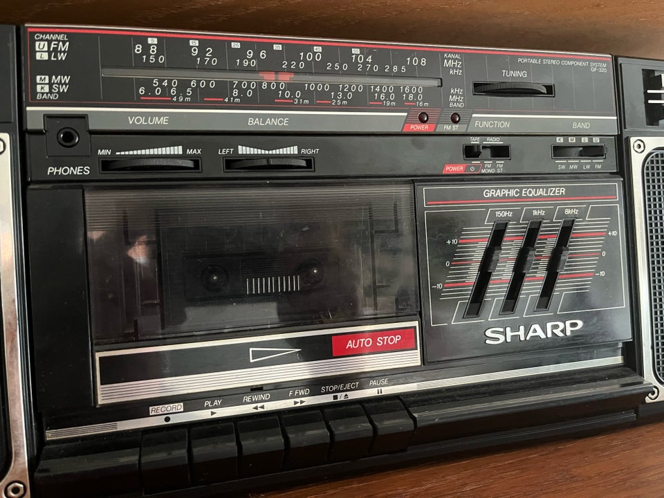 Ghettoblaster , Sharp, GF-320