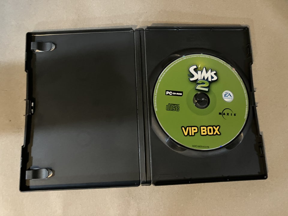 The Sims 2: VIP BOX, action