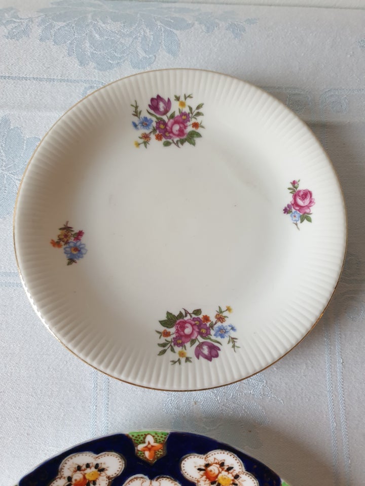 Porcelæn, Kagetallerkener, små