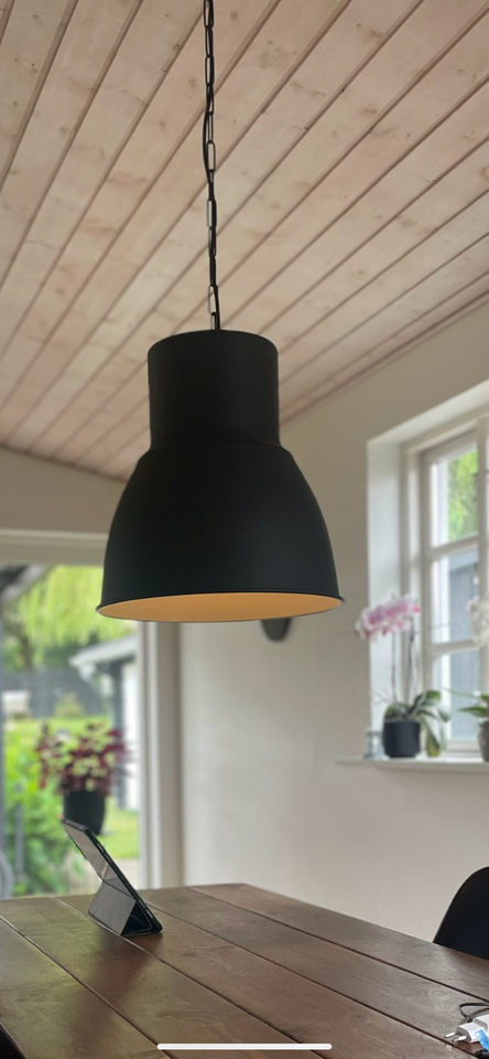 Anden loftslampe