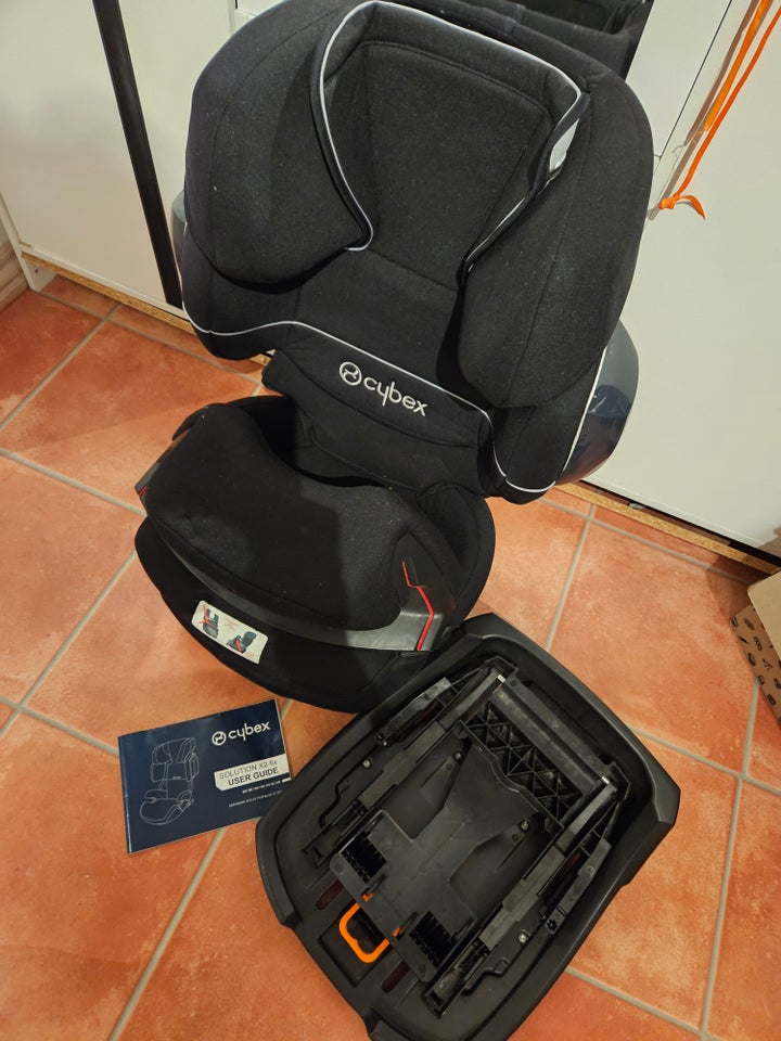 Autostol, Cybex Solution x2-fix