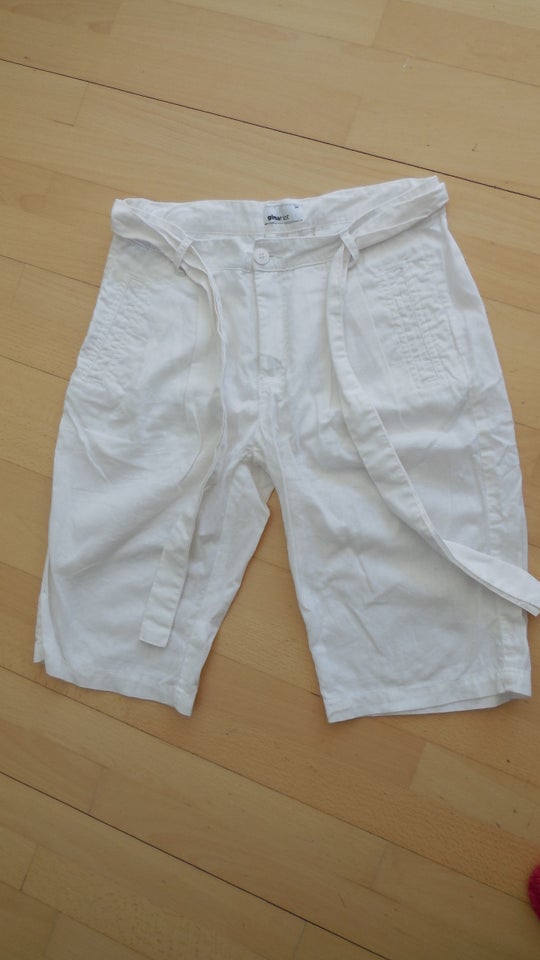 Shorts, ginatricot, str. 29