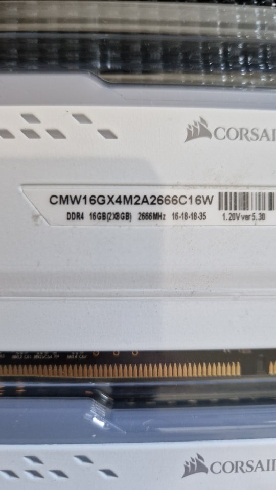 Corsair, 16gb, DDR4 SDRAM