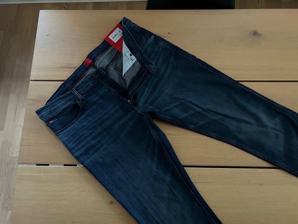 Jeans, HUGO BOSS, str. 36