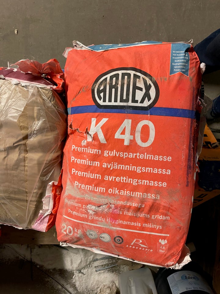 Ardex K40