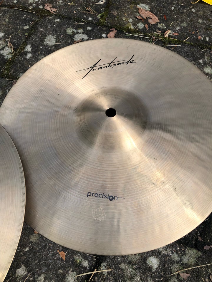 Hi-hat, Avantgarte Precision 12”