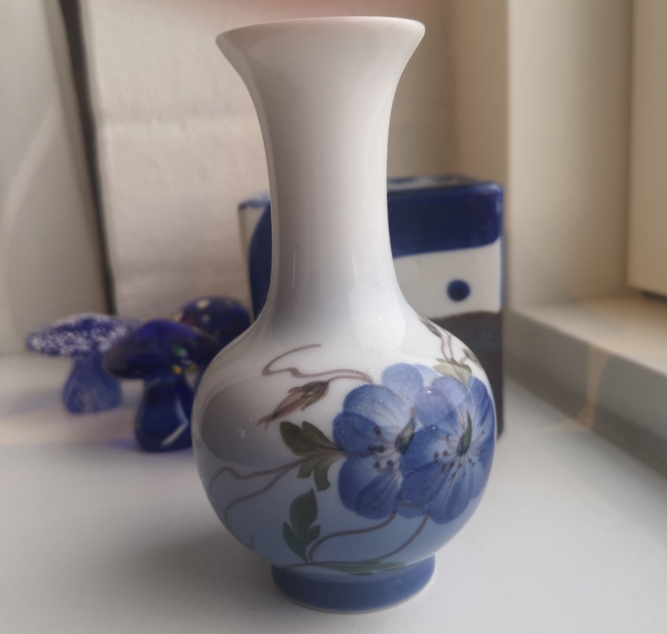 Porcelæn, Reserveret ** Vase -