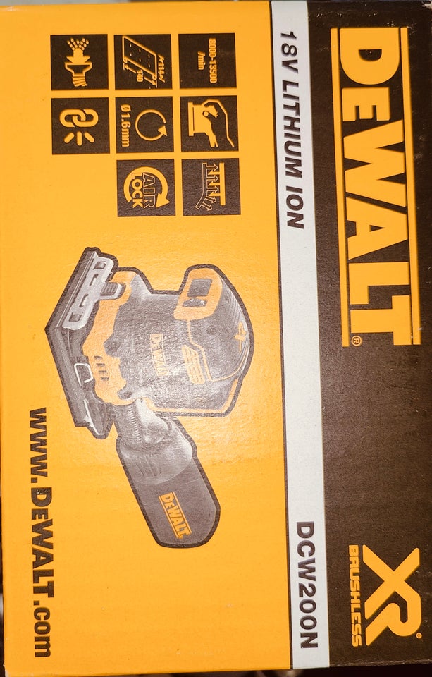 Rystepudser, DeWalt DWC200N