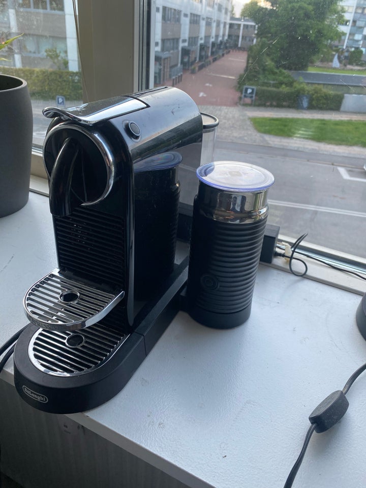 Nespresso maskine med