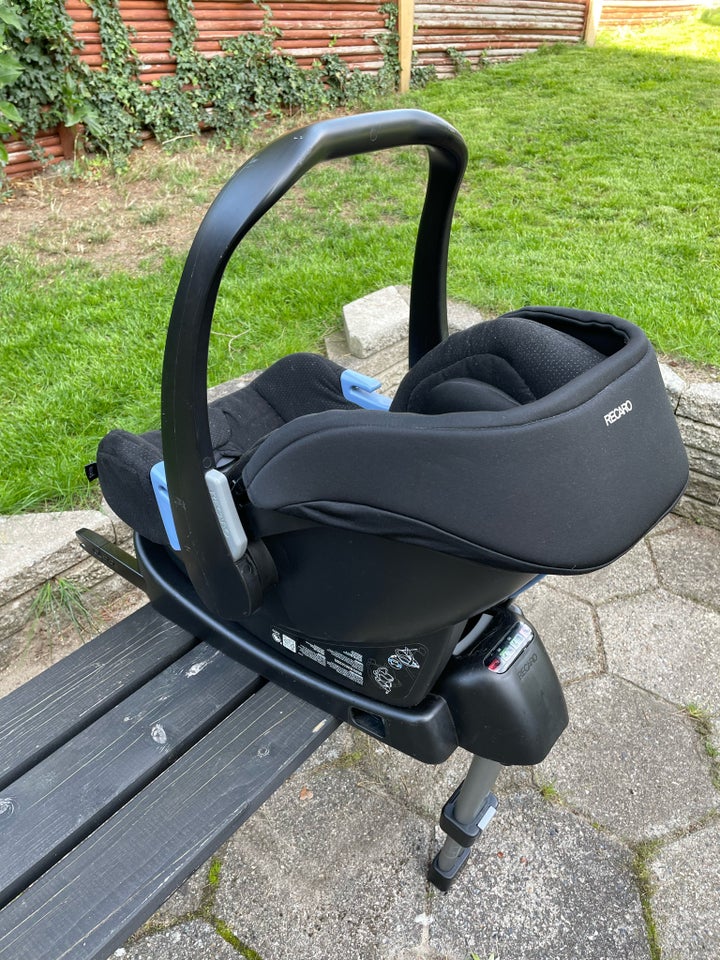 Autostol, Recaro Privia og