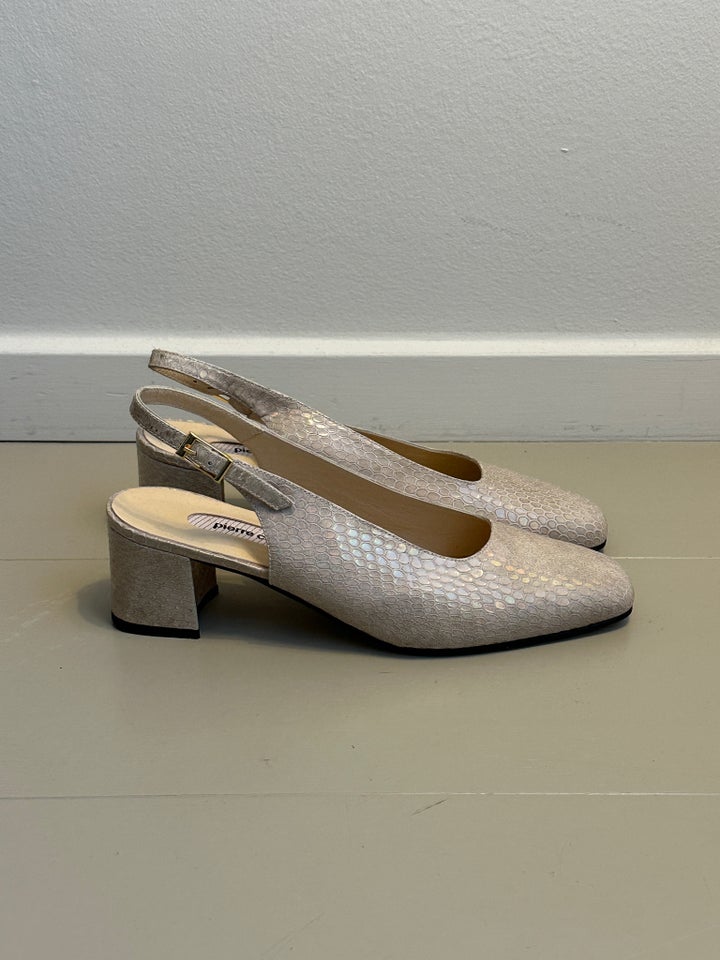 Pumps, str. 39,5, Pierre Cardin