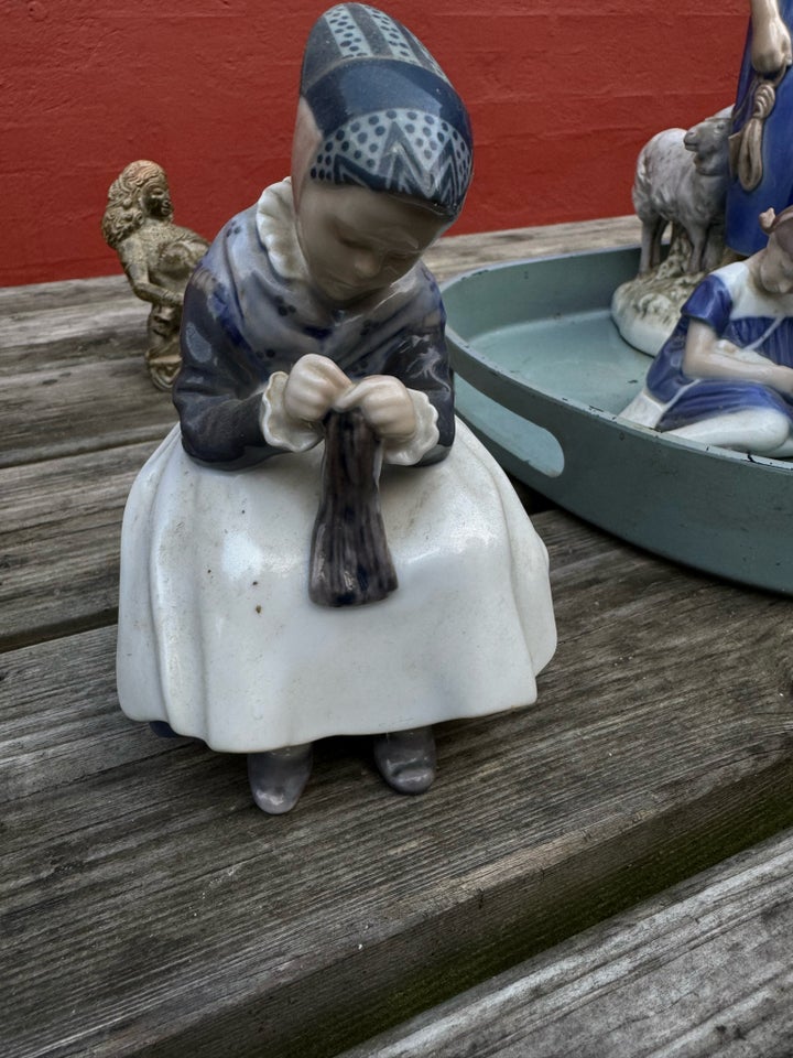 Porcelænsfigurer, BG