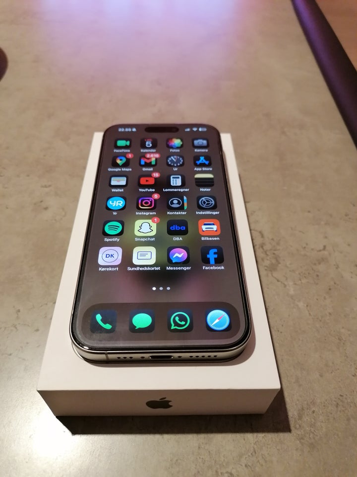 iPhone 15 Pro 256 GB + GRAT...